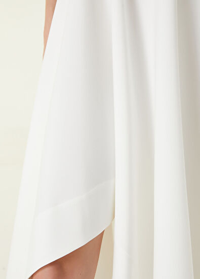 Beyaz Asimetrik Etekli Elbise - Görsel 6