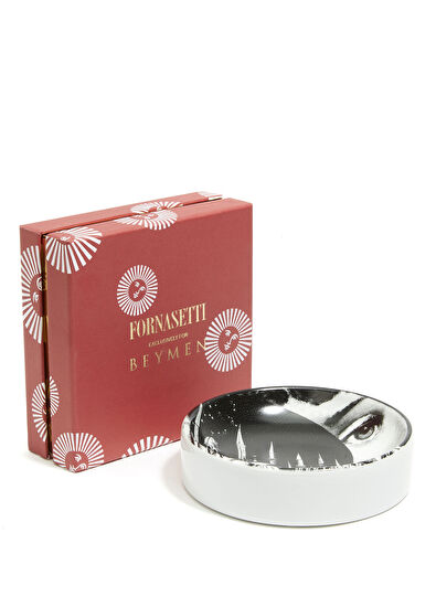 Fornasetti N 406 Face Printed Porcelain Ashtray - 4