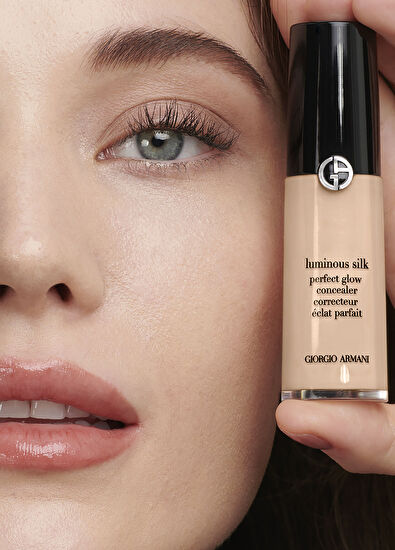 Giorgio Armani Luminous Silk Concealer 2 - 4