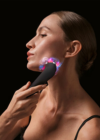 Foreo FAQ 402 Mikro Akımlı LEDli Sıkılaştırma - 11