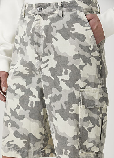 Beymen Club Haki Kamuflaj Desenli Denim Şort - 4