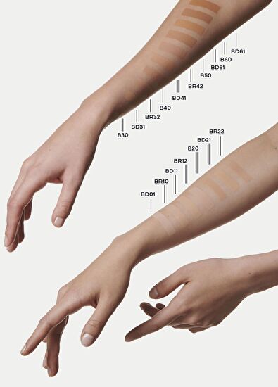 CHANEL Ultra Le Teint Fluide Foundation B60 30 Ml - 5