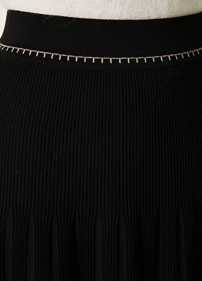 Beymen Club Siyah Çizgi Dokulu Midi Etek - 5