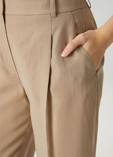 Beymen Club Bej Pileli Kemerli Havuç Pantolon - 7