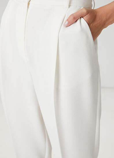 Beymen Club Kırık Beyaz Krep Havuç Pantolon - 5
