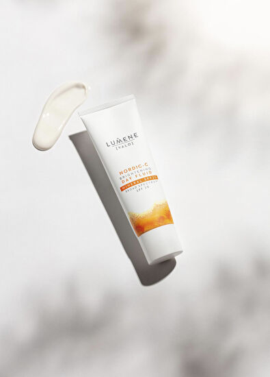 Lumene Brightening Day Fluid Mineral SPF30 Vitamin-C Aydınlatıcı ve Leke Karşıtı Nemlendirici 50 ml - 3