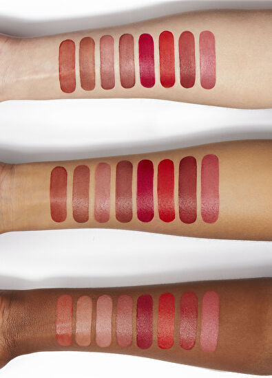 Charlotte Tilbury Airbrush Flawless Lip Blur - Rose Blur - 5
