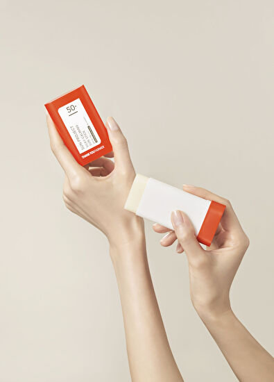 Thank You Farmer Sun Project Silky Calming Sun Stick SPF50+ PA++++ Stick Güneş Kremi 18 gr - 7