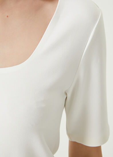 Beymen Club Kırık Beyaz Kare Yaka T-shirt - 5