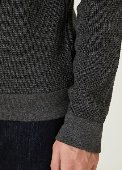 Beymen Club Siyah Yakası Fermuarlı Garni Detaylı Kazak - 7