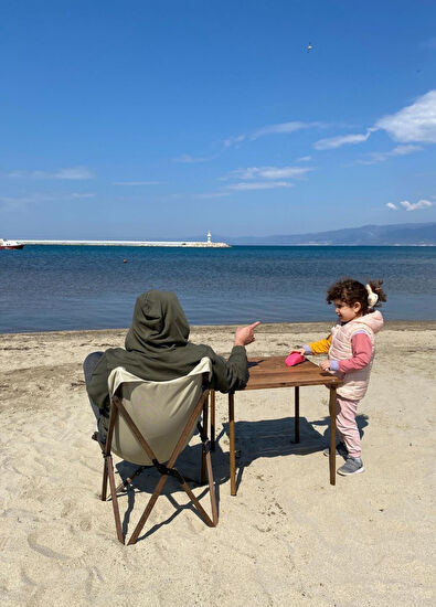 Bag The Joy Wooden Brown Foldable Camping Table 60x60x55 cm - 6