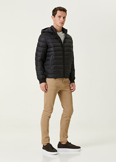 Beymen Club Siyah Kapüşonlu Kapitoneli Mont - 3