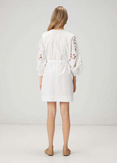 Beymen Club Kırık Beyaz Nakışlı Çan Kesim Mini Elbise - 5
