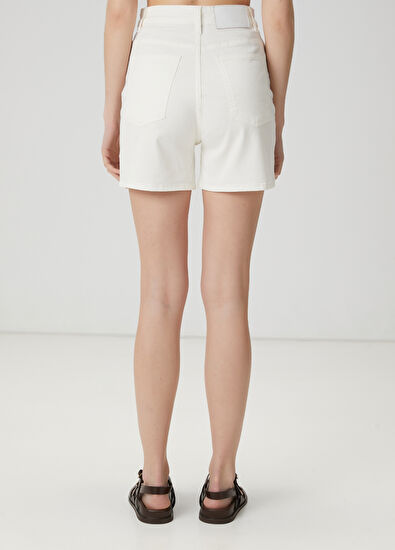 Beymen Club Kırık Beyaz Denim Şort - 4