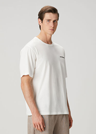 Beyaz Logo Baskılı T-shirt - Görsel 4