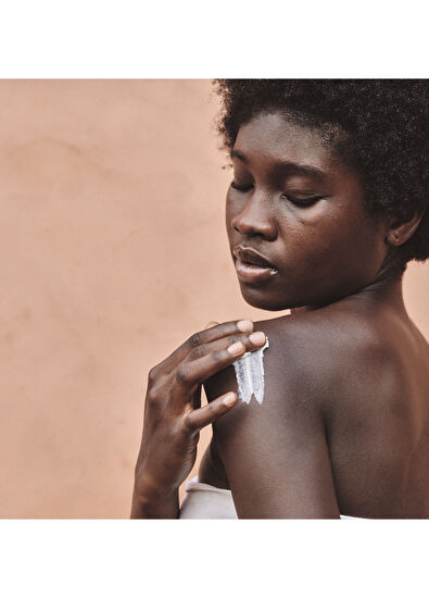 L'Occitane Shea Yağlı Vücut Peelingi 200 ml - 3