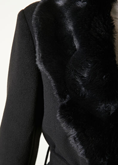 Beymen Club Siyah Yakası Kürklü Palto - 5