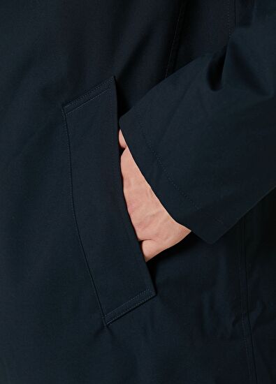 Beymen Club Lacivert Kapüşonlu İç Yaka Detaylı Twill Kaban - 8