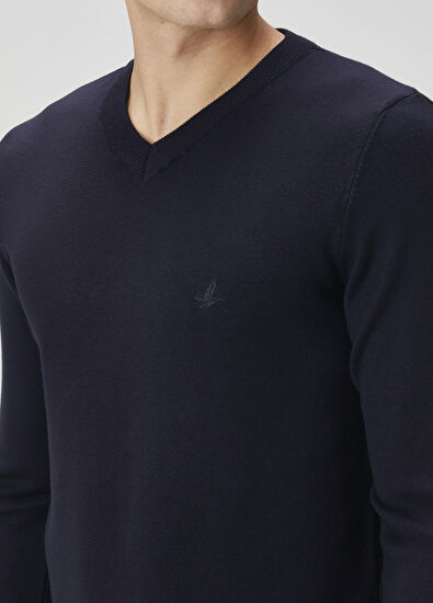 Beymen Club Navy Blue V-Neck Logo Embroidered Sweater - 5