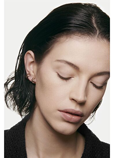 CHANEL Ultra Le Teint Fluide Foundation B10 30 Ml - 4