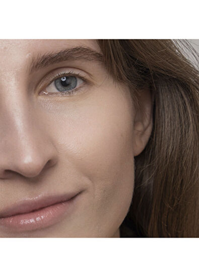 Mádara City CC Light Moisturizing Anti Pollution SPF15 Sun Protection CC Cream 40 ml - 7