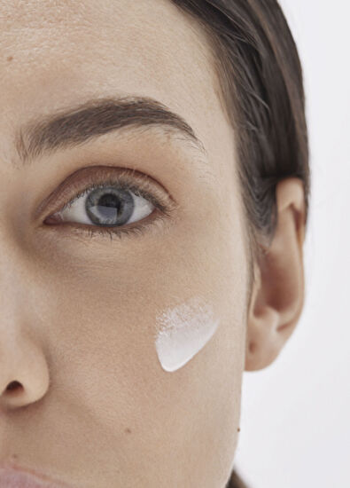 Babe Laboratorios Facial Sunscreen Super Fluid  Hyaluronik Asit İçeren SPF50 Yüz Güneş Kremi 50 ml - 4
