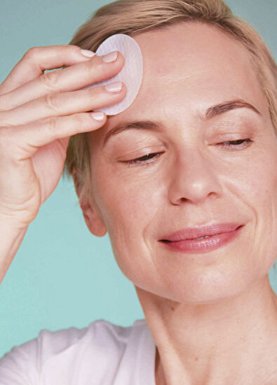 Peter Thomas Roth Even Smoother 60 pieces Glycolic and Retinol Containing Peeling Pad - 5