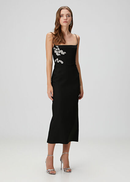 Siyah İşlemeli Midi Kokteyl Elbise