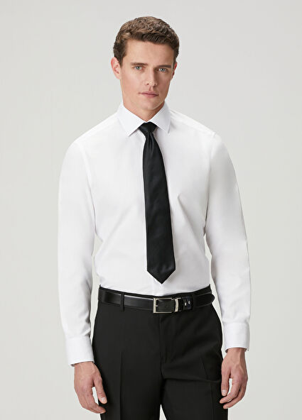 Comfort Fit Beyaz Klasik Non-iron Oxford Gömlek