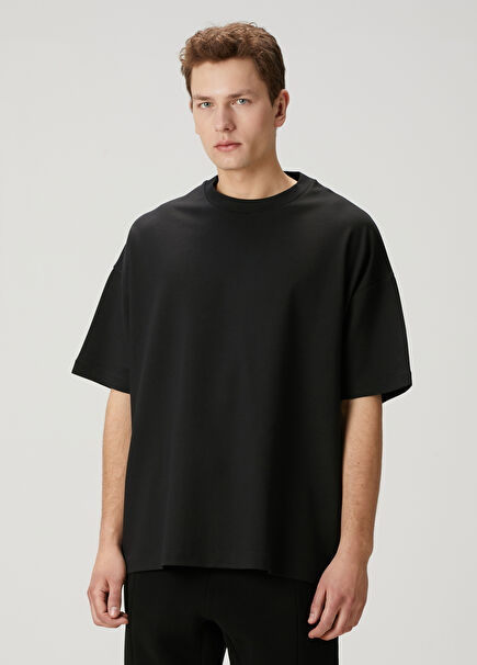 Black Logo Detailed T-Shirt