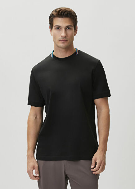 Siyah T-shirt