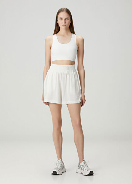 Mia Ecru Shorts