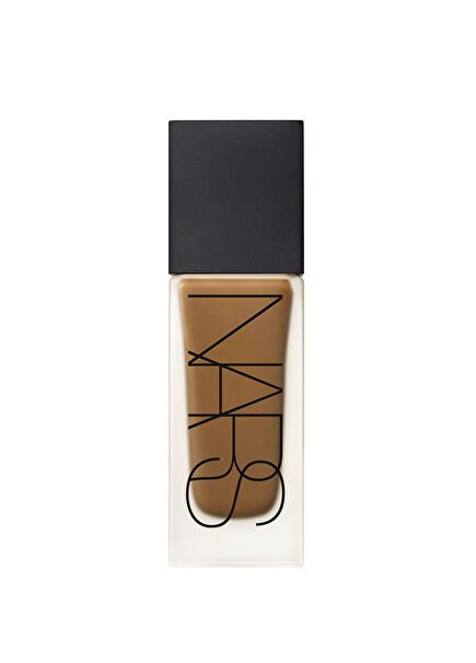 All Day Luminous Weightless Foundation Benares