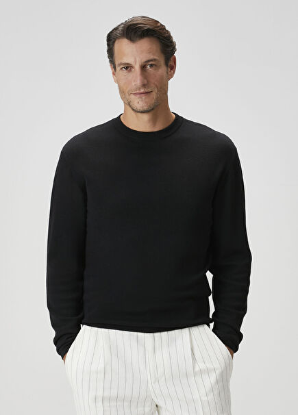 Siyah Logo Jakarlı Yün Kazak