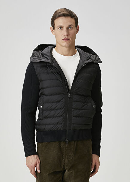 Siyah Kapüşonlu Yün Mont