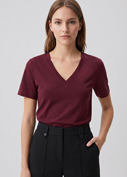 Plum Slit Detailed T-Shirt