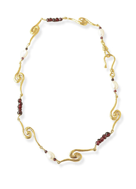 Elegant Waves Choker Women's Necklace