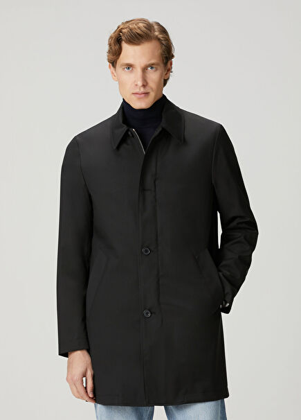 Siyah İç Yaka Detaylı Yün Pardösü