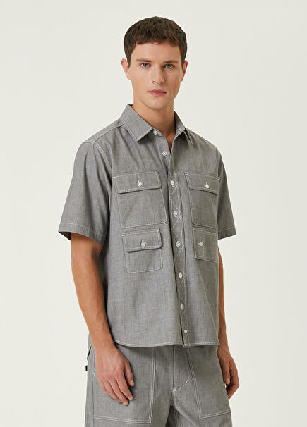 Gri Dekoratif Dikişli Kısa Kollu Gömlek