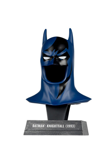 Knightfall Batman 1993 Cowl Scale Bust Figure
