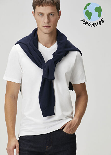 Beyaz V Yaka Basic T-shirt