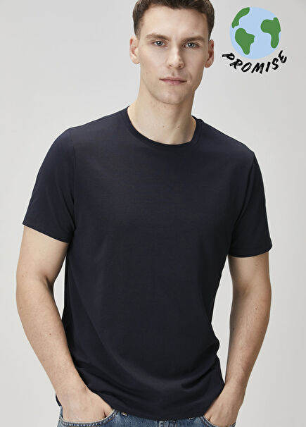 Navy Blue Basic T-shirt