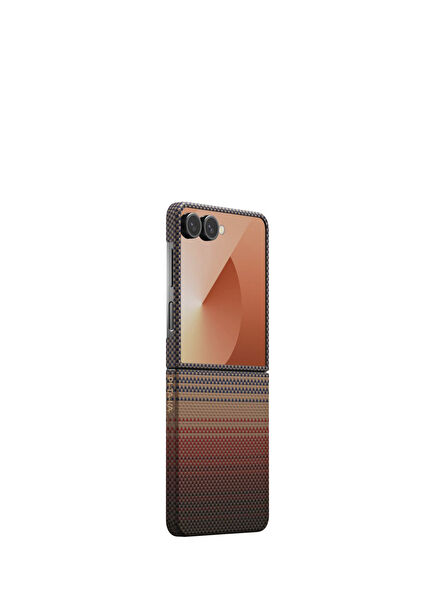 Aramid Fiber Galaxy Z Flip 7 MagSafe Uyumlu Ultra İnce Kahverengi Telefon Kılıfı
