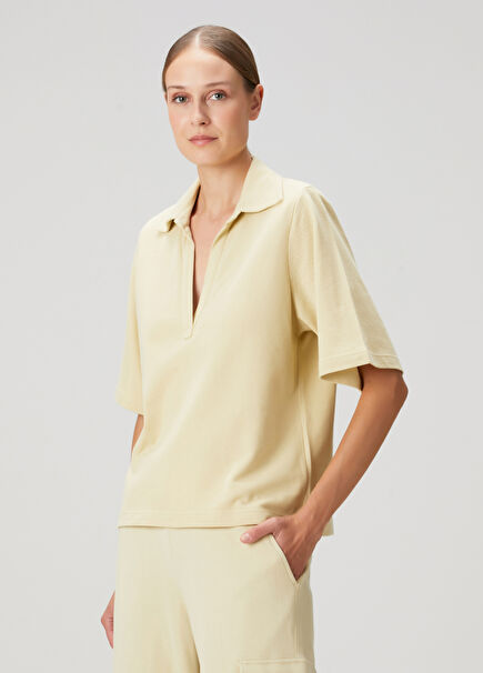 Açık Sarı Vatkalı Kısa Kollu Kadın T-shirt