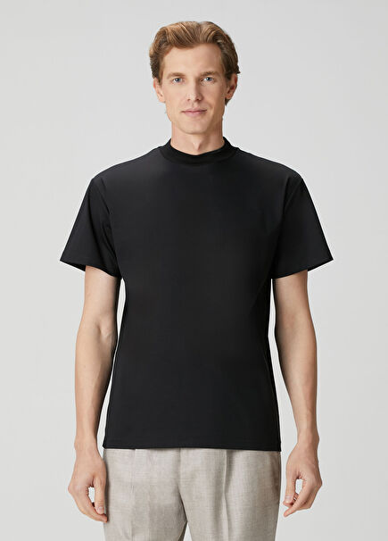 Black Basic T-Shirt