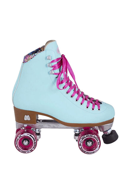 Beach Bunny Blue Sky Quad Skates