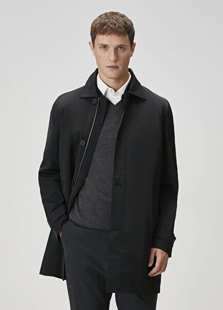 Siyah İç Yelek Detaylı Pardösü