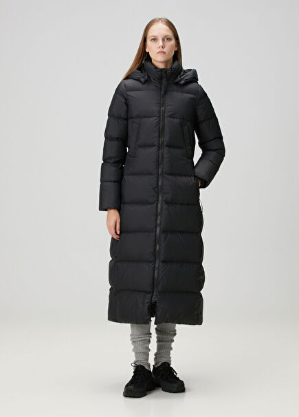 Mystique Siyah Kapüşonlu Puffer Mont