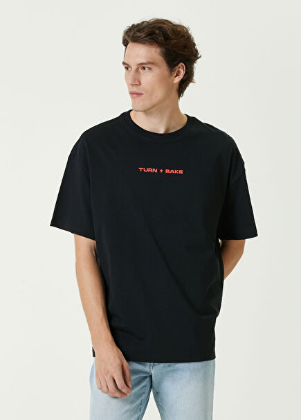 Run From Black Oversized Short Sleeve Men's T-shirt