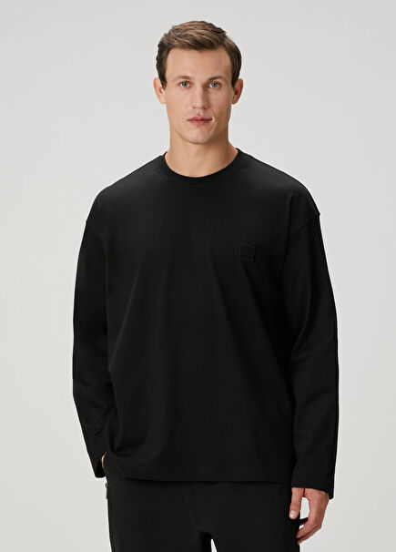 Siyah Çiçek Baskılı Uzun Kollu T-shirt